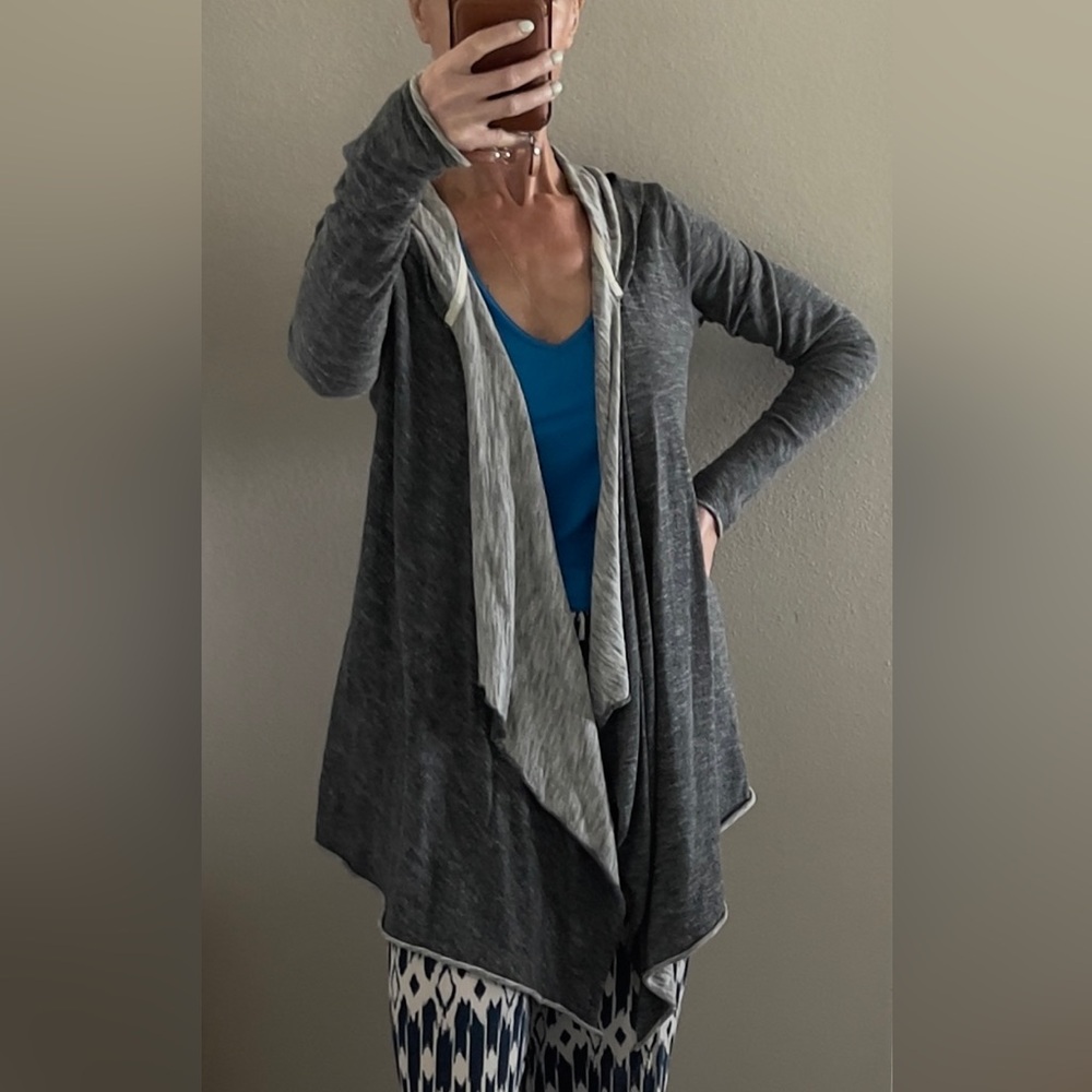 Abercrombie & Fitch Charcoal and Light Gray Women's Cardigan